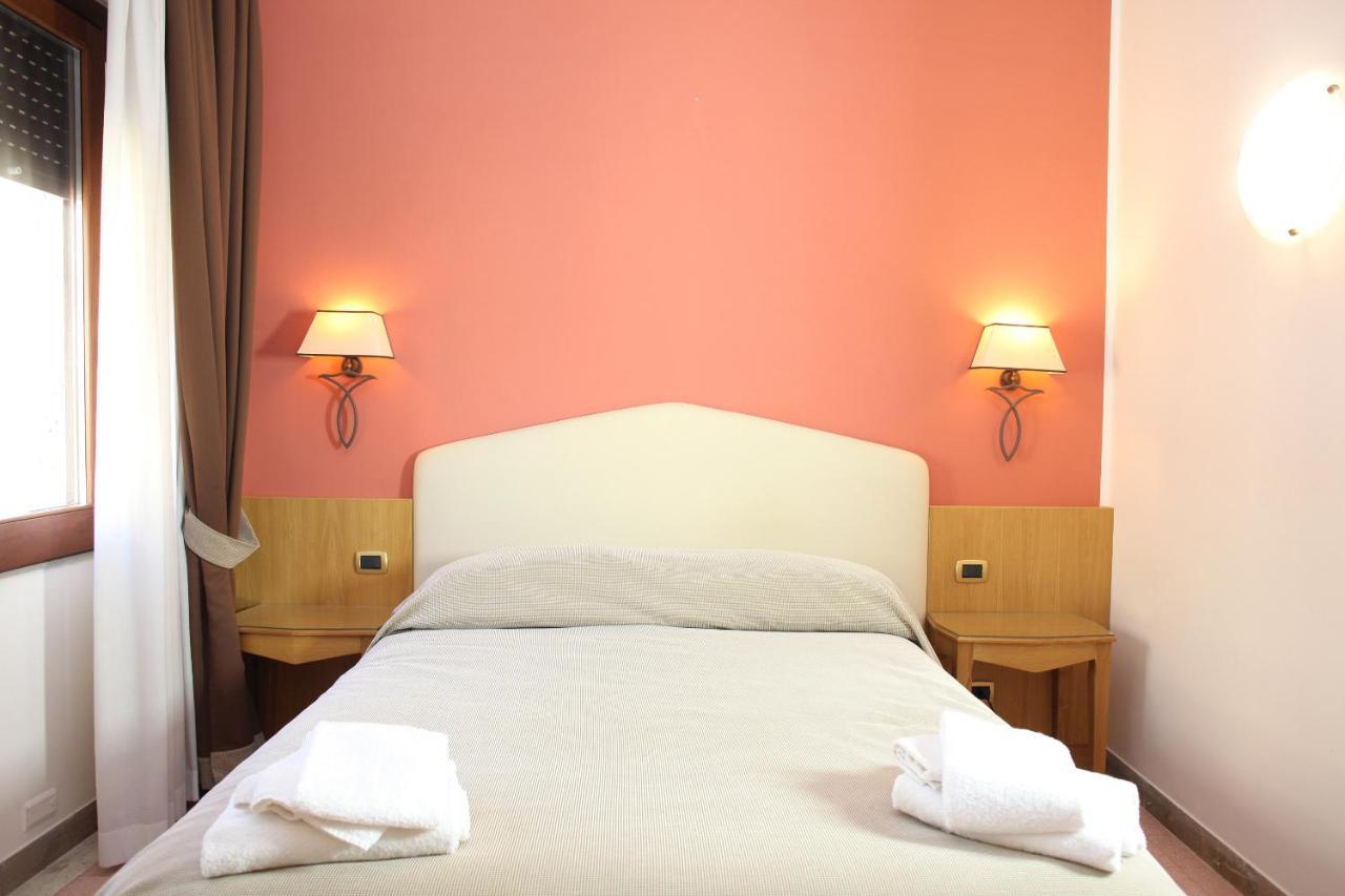 Albergo Russo Trapani Esterno foto