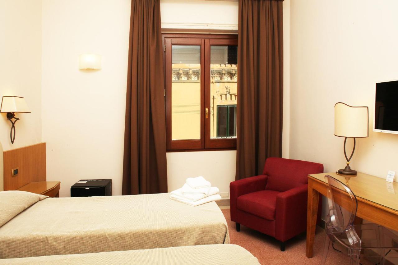 Albergo Russo Trapani Esterno foto