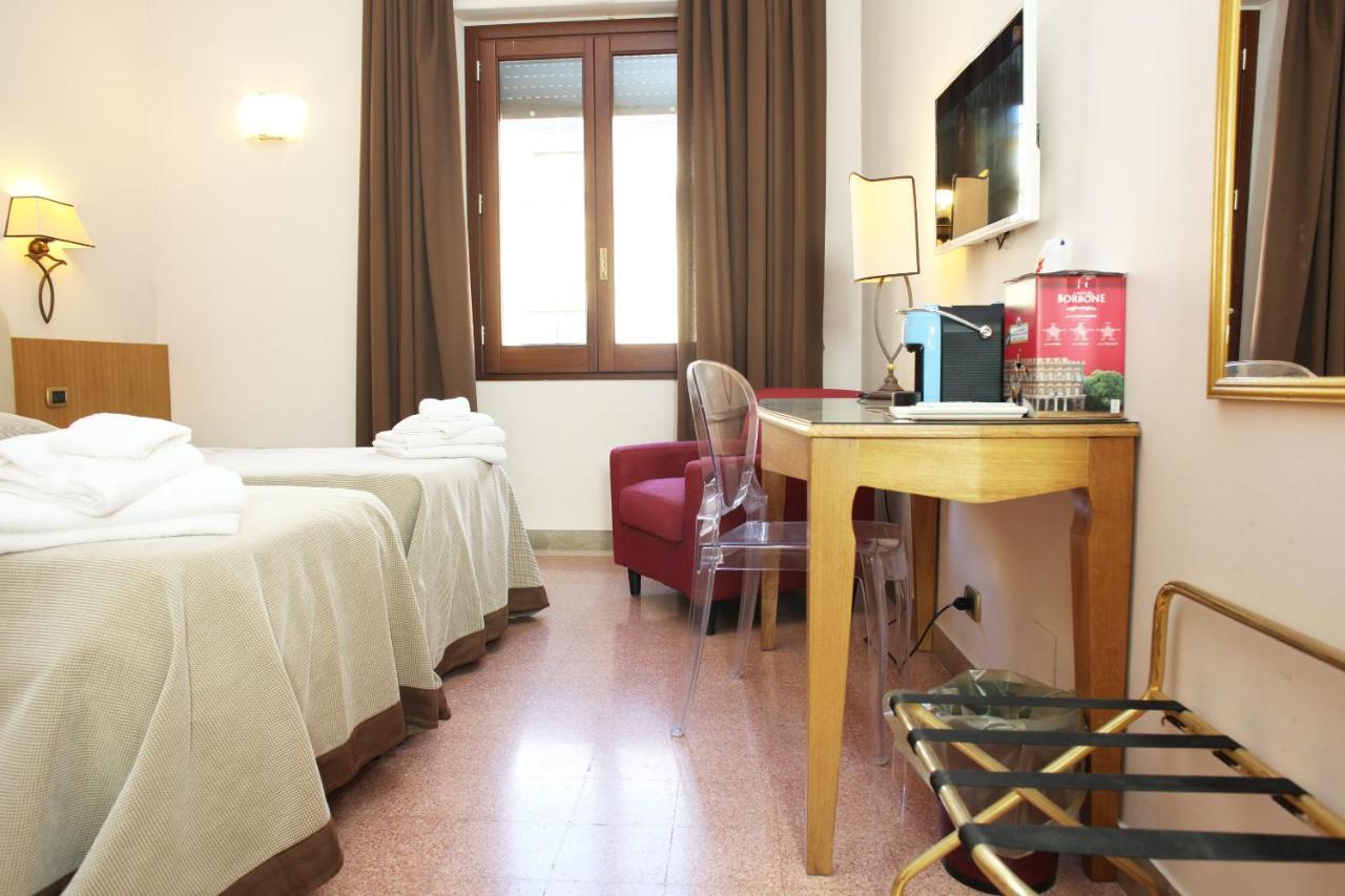 Albergo Russo Trapani Esterno foto