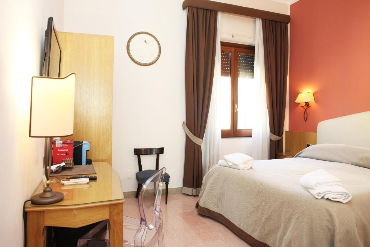 Albergo Russo Trapani Esterno foto