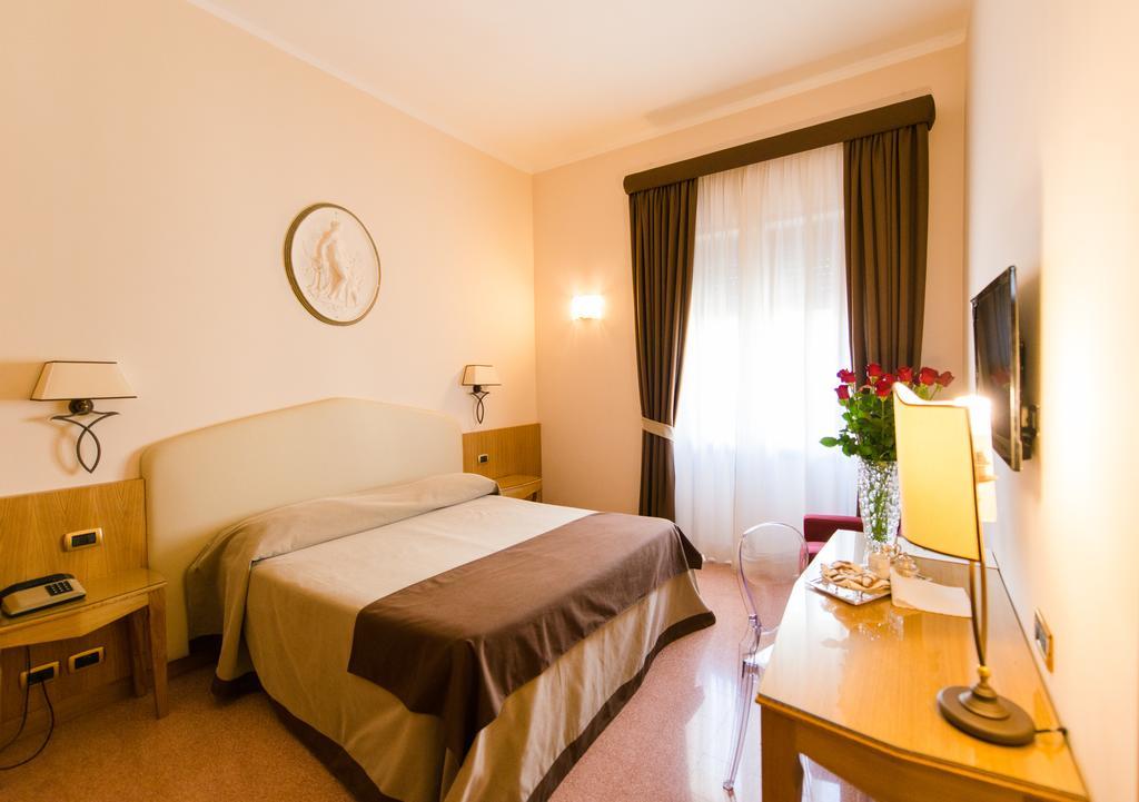 Albergo Russo Trapani Camera foto