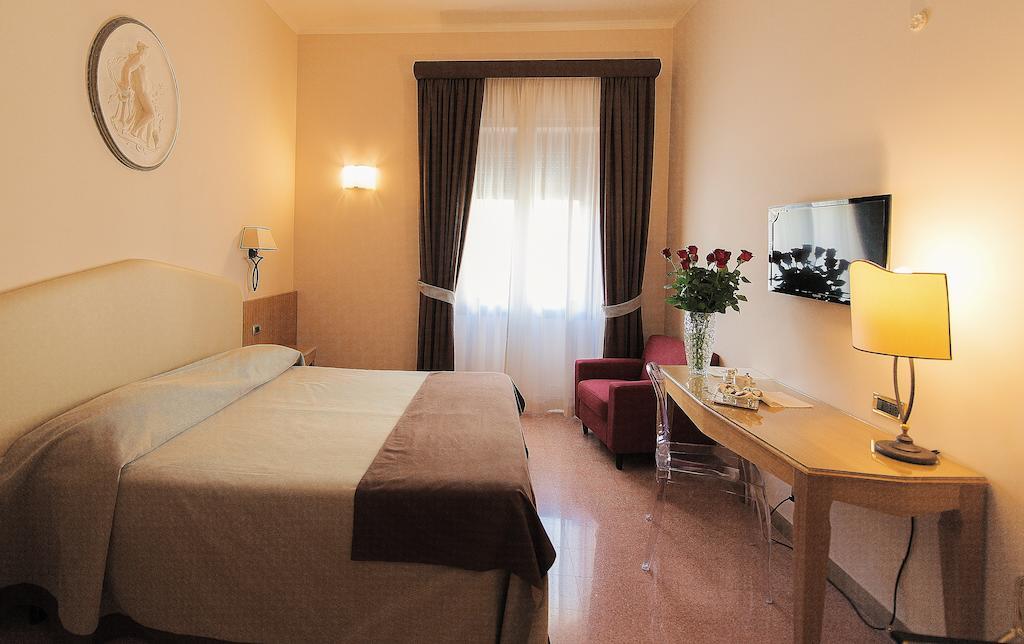 Albergo Russo Trapani Esterno foto